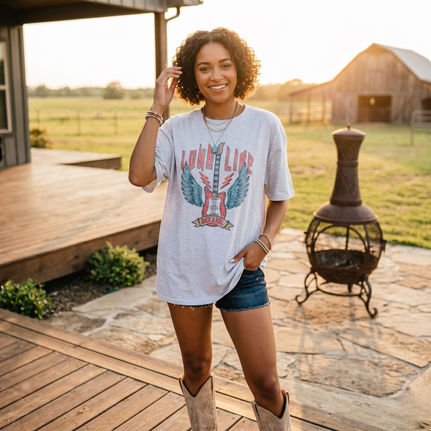 Western Graphic Tee – Vintage Cowgirl Country Concert Shirt (Oversized Fit)